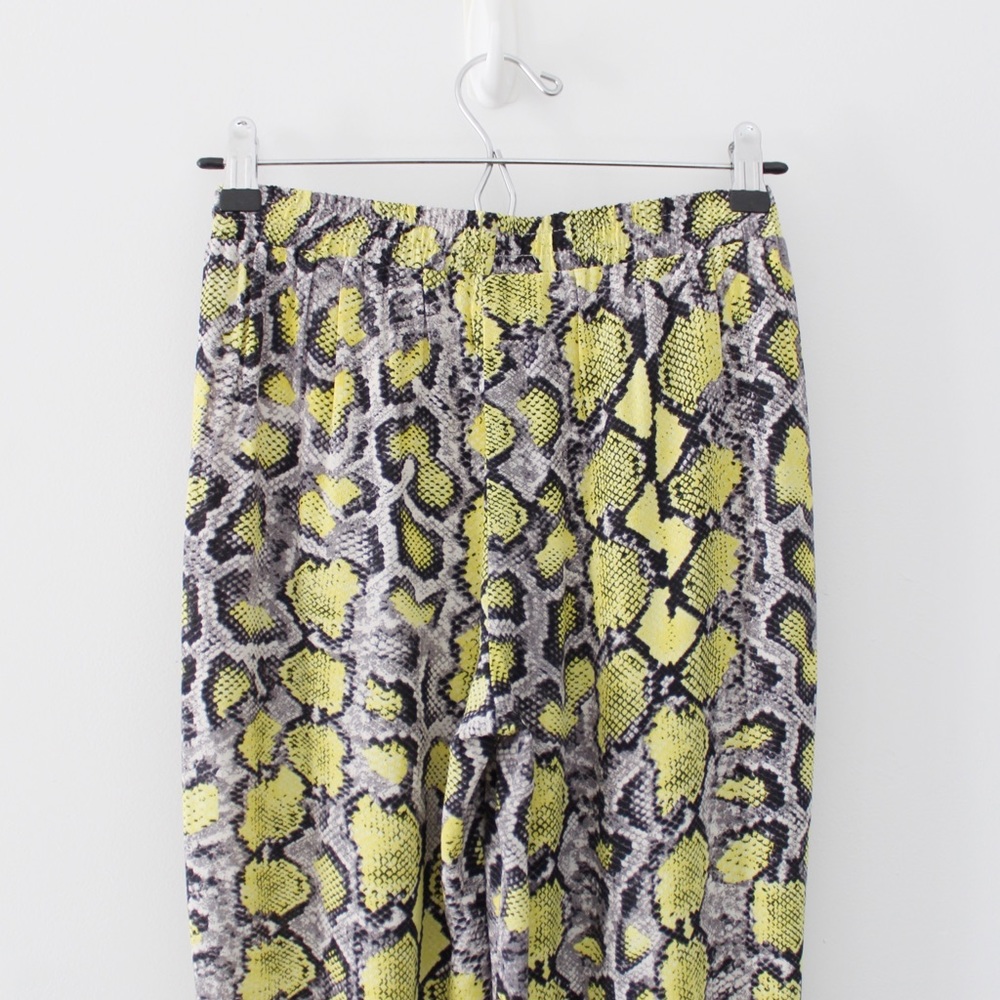 Wayf Python Printed Pleated Pants Nwot - image 7